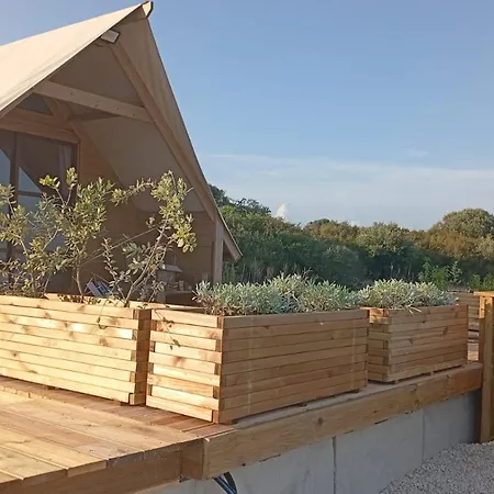 Luxusní stan Casa Sgarlata Glamping - Tenda Palma Nana *